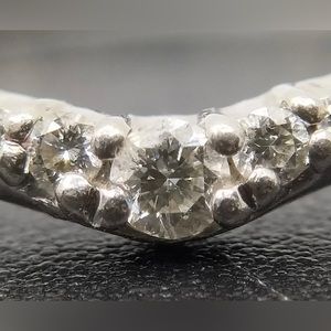 PLATINUM DIAMOND RING GENUINE AUTHENTIC JEWELRY CUTE DAINTY SMALL 4-1/8 2.3 GRAM